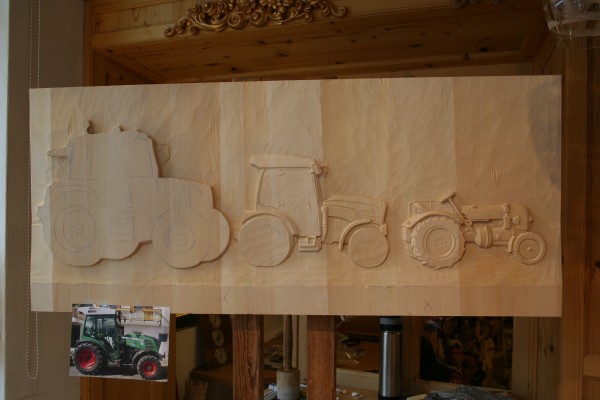 Personalisierte Holzschnitzerei Personalisierte Holzschnitzerei